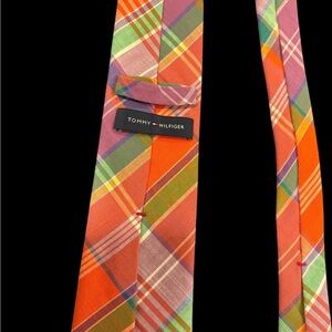 Tommy Hilfiger Vibrant Plaid Tie